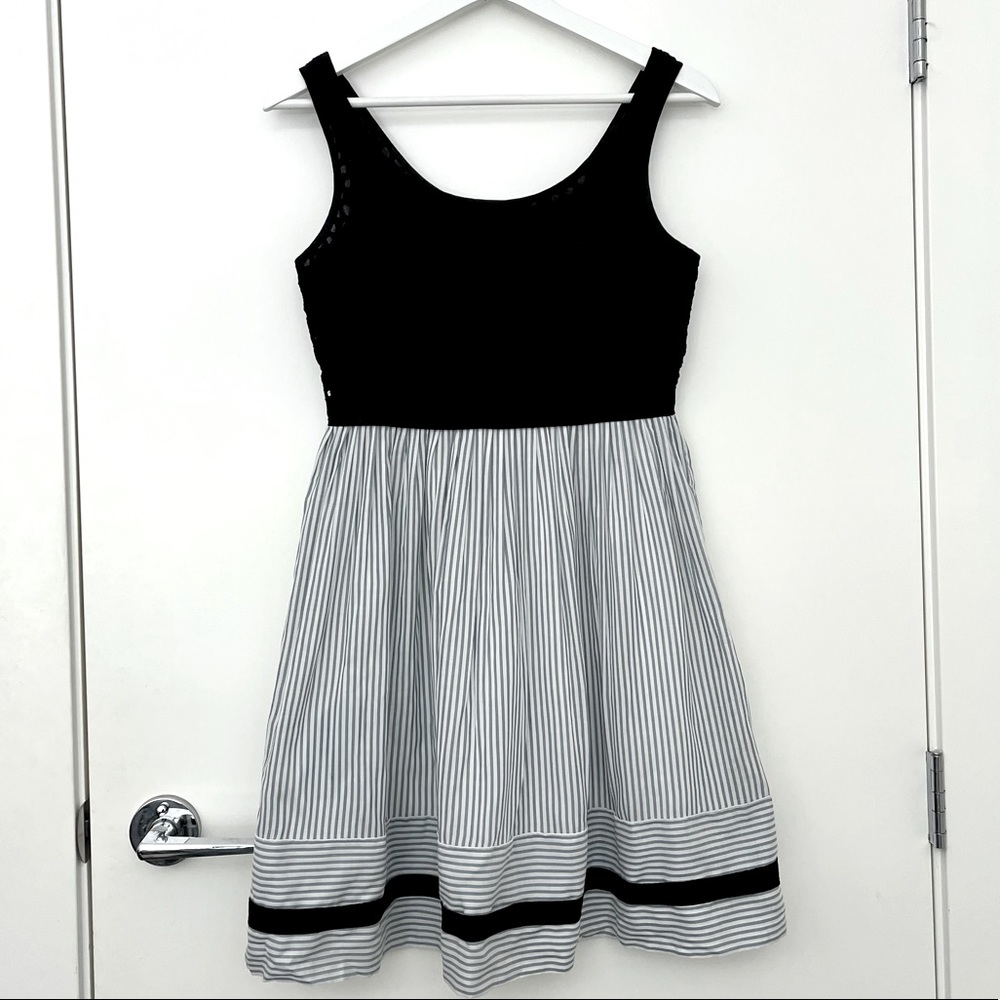 Loft by Ann Taylor dress (petite)